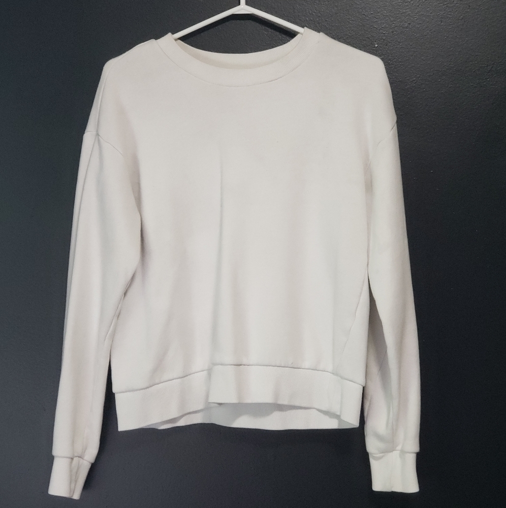 White pullover crew neck
